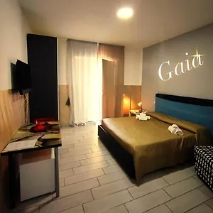 ** Nocleg ze śniadaniem Neapolis Center Włochy